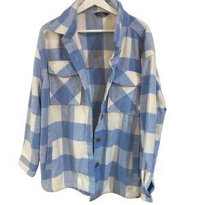 Plaid Shacket XL blue and white pockets wool blend